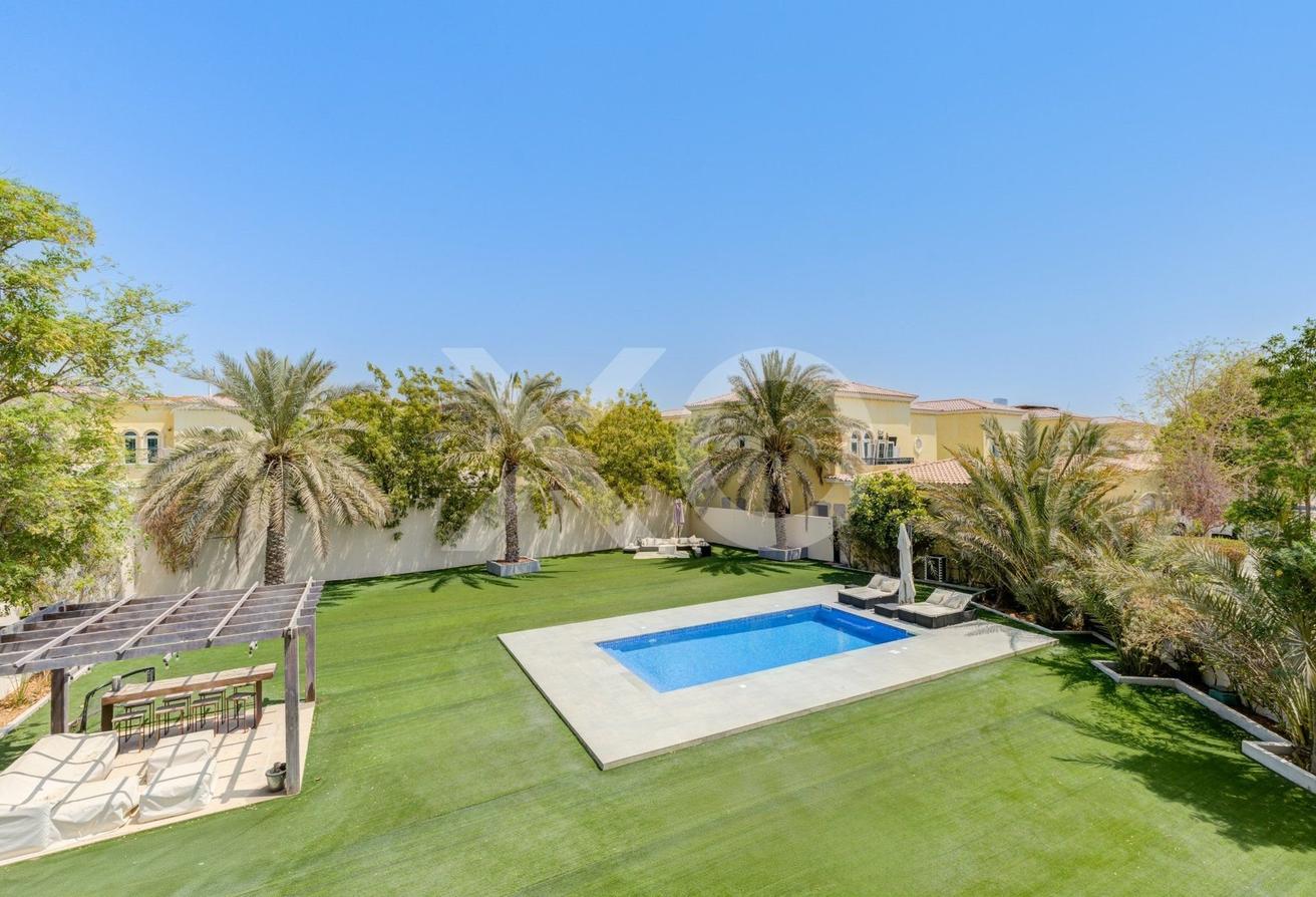 Huge Plot | Private Pool | Upgraded photo 3
