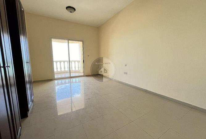 58592003 - Property Image 2