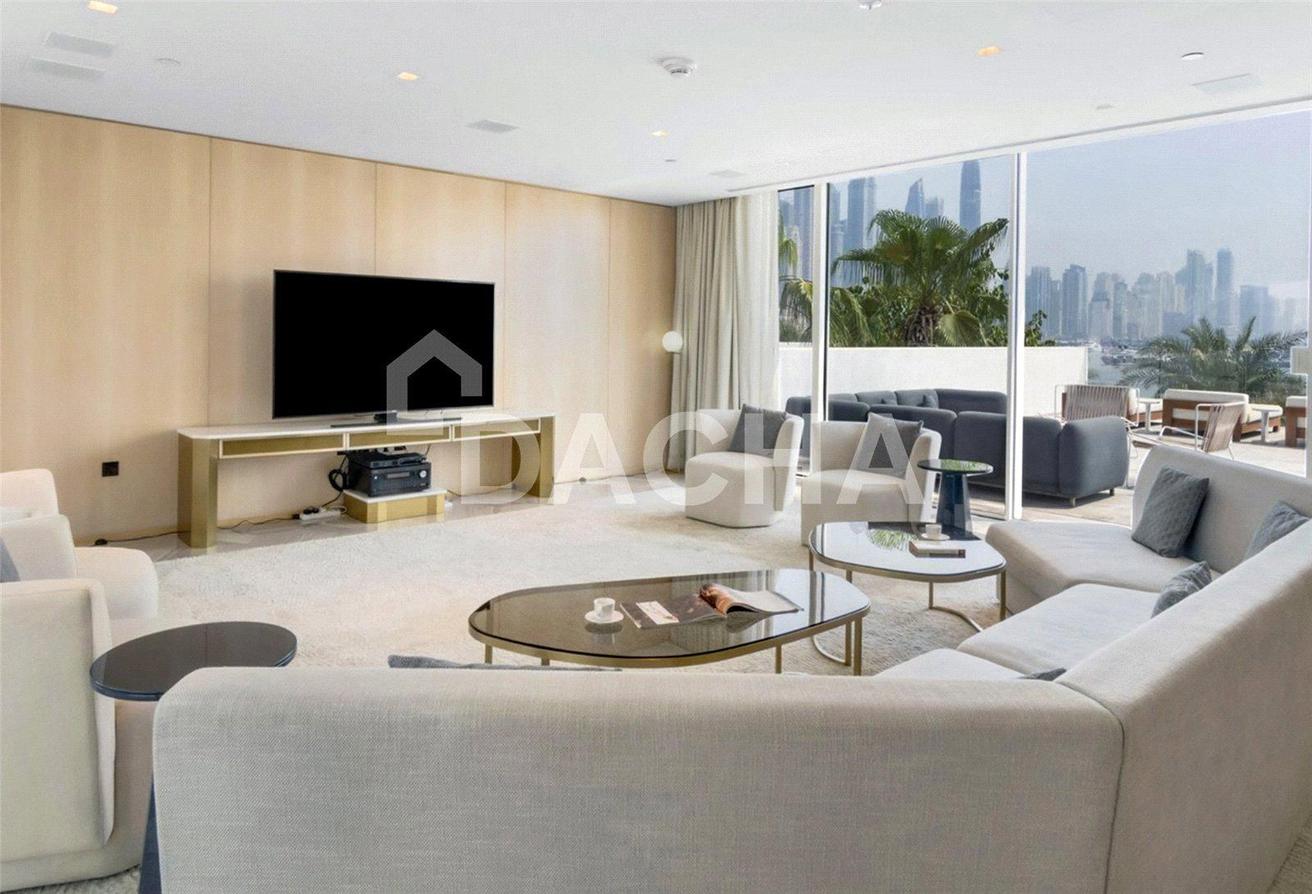 FIVE Beach Villa | Bills Included | Furnished photo 4