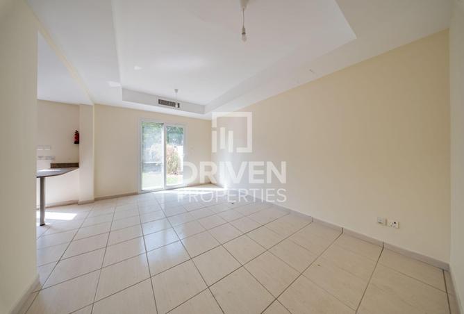 106851008 - Property Main Image