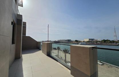 Apartment - 4 Bedrooms - 5 Bathrooms for sale in Crystal Residences - Maryam Island - Al Khan - Sharjah