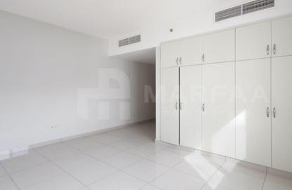 Apartment - 2 Bedrooms - 2 Bathrooms for rent in Al Nahda Complex - Al Nahda - Sharjah