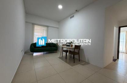 Apartment - 1 Bedroom - 2 Bathrooms for rent in The Wave - Najmat Abu Dhabi - Al Reem Island - Abu Dhabi