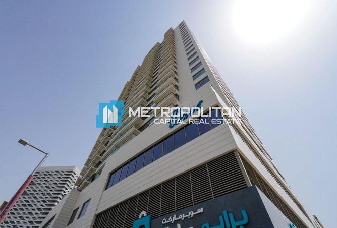 1 غرفة نوم مع شرفة | دفعتين | جاهز للسكن