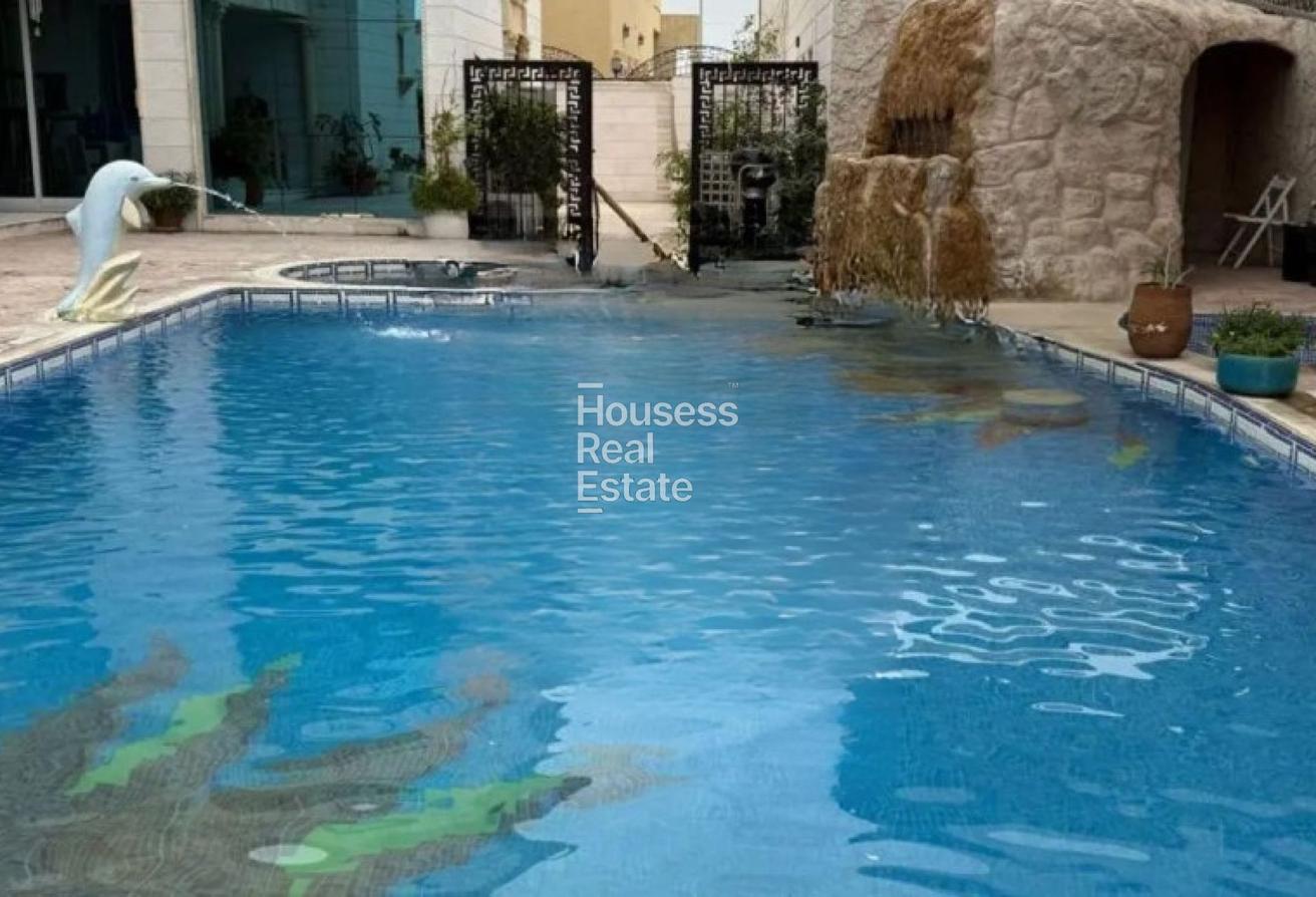 Massive Villa | Private Pool | Landscaped Garden photo 4