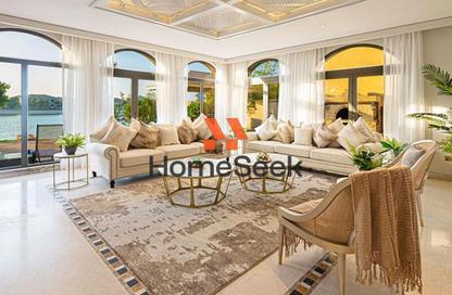 Villa - 4 Bedrooms - 5 Bathrooms for rent in Garden Homes Frond E - Garden Homes - Palm Jumeirah - Dubai