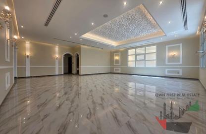 Villa - 4 - 6 for rent in Nad Al Sheba 4 - Nad Al Sheba - Dubai