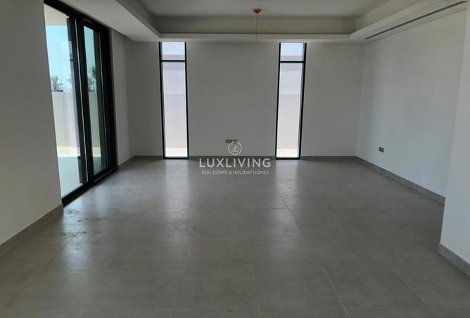 99129424 - Property Image 2