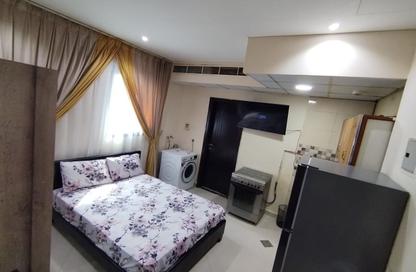 Apartment - Studio - 1 Bathroom for rent in Al Qulaya'ah - Al Sharq - Sharjah Apartment - Studio - 1 Bathroom for rent in Al Qulaya'ah - Al Sharq - Sharjah