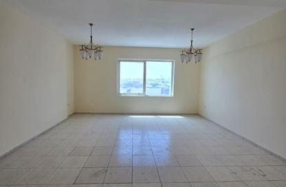 Apartment - 3 Bedrooms - 3 Bathrooms for rent in Al Khan Lagoon Tower - Al Khan Lagoon - Al Khan - Sharjah