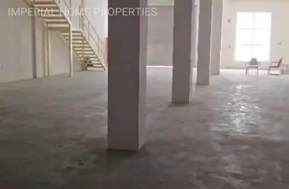 مستودع - استوديو - 1 حمام للايجار في أم الثعوب - أم القيوين