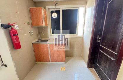 Apartment - Studio - 1 Bathroom for rent in Muwaileh - Sharjah Apartment - Studio - 1 Bathroom for rent in Muwaileh - Sharjah