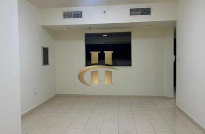 Apartment - 2 - 4 for sale in Autumn 2 - Autumn - Seasons Community - District 15 - Jumeirah Village Circle - Dubai
