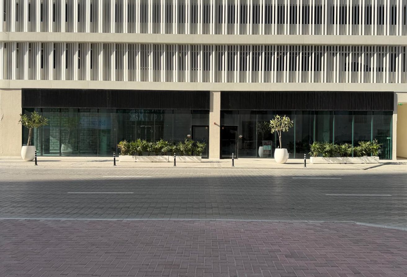 Studio shop in Binghatti Royale, Jumeirah Village Circle: 9