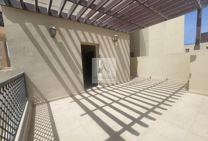 74255521 - Property Image 3