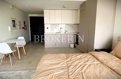 Apartment - Studio - 1 Bathroom for rent in Deansgate By Ade - Majan - Dubai