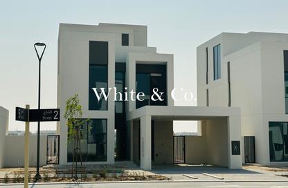 Villa - 4 - 5 for sale in Fairway Villas 2 - Emaar South - Dubai South (Dubai World Central) - Dubai