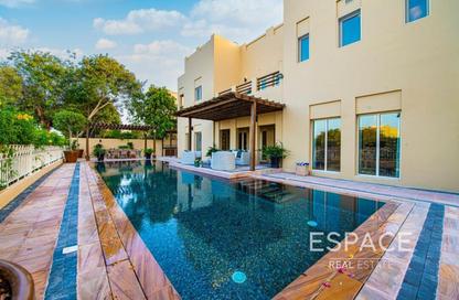 Villa - 6 Bedrooms - 5 Bathrooms for rent in Meadows 5 - Meadows - Dubai
