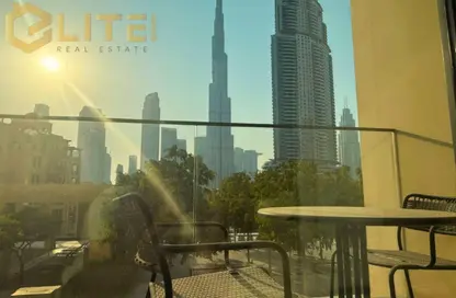 Apartment - 2 Bedrooms - 2 Bathrooms for rent in Burj Royale - Downtown Dubai - Dubai