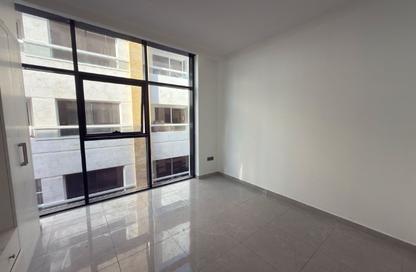 Apartment - 1 - 2 for rent in Muwaileh - Sharjah Apartment - 1 - 2 for rent in Muwaileh - Sharjah