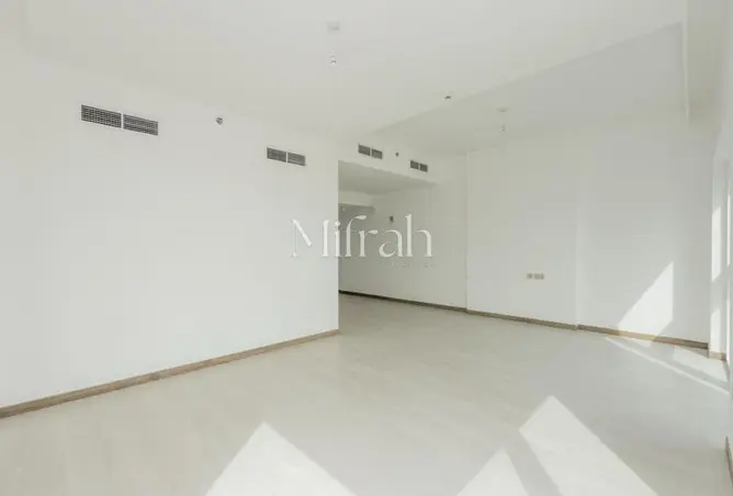67438921 - Property Image 3