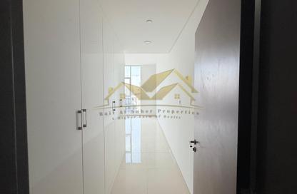 Apartment - 1 Bedroom - 2 Bathrooms for rent in Jumeirah Garden City - Al Satwa - Dubai