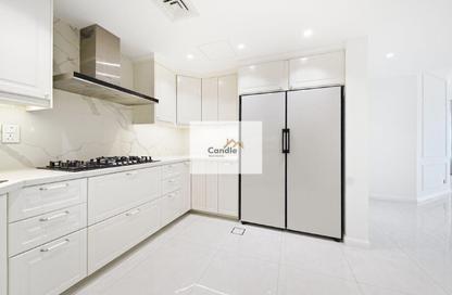 Apartment - 3 Bedrooms - 4 Bathrooms for sale in Al Tamr - Shoreline Apartments - Palm Jumeirah - Dubai