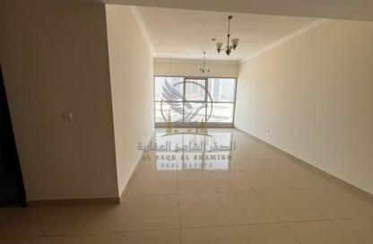 Apartment - 3 Bedrooms - 3 Bathrooms for rent in New Al Taawun Road - Al Taawun - Sharjah