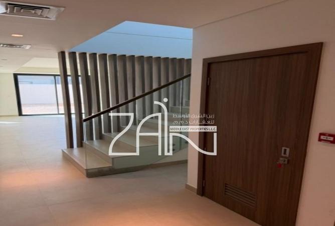 54387638 - صورة العقار 2