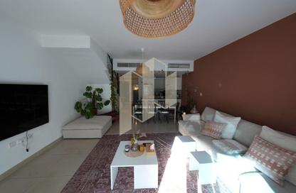 Townhouse - 3 - 4 for sale in Contemporary Style - Al Reef Villas - Al Reef - Abu Dhabi