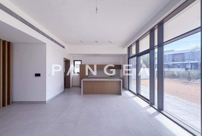 73848166 - Property Image 3