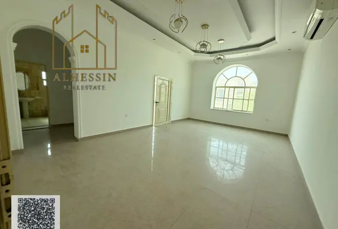 146004009 - Property Image 3