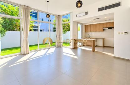 Townhouse - 2 - 3 for rent in Arabella Townhouses 2 - Arabella Townhouses - Mudon - Dubai