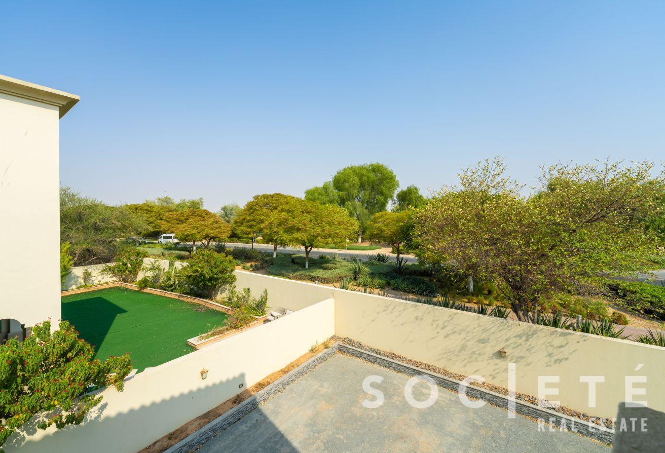 Prime Location | Vacant Now | Huge Plot photo 29