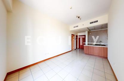 Apartment - 1 Bedroom - 2 Bathrooms for sale in Sulafa Tower - Dubai Marina - Dubai