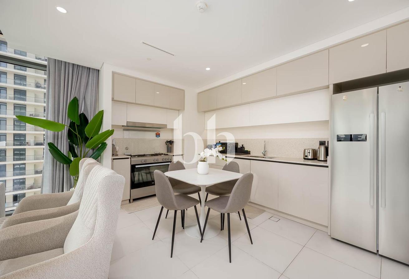 Corner Unit | Chiller Free | Full Marina Sea View photo 5