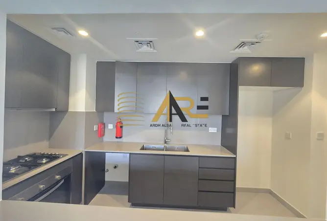 153744125 - Property Image 2