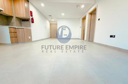 Apartment - 1 Bedroom - 2 Bathrooms for rent in Karimian 3 - Jumeirah Garden City - Al Satwa - Dubai