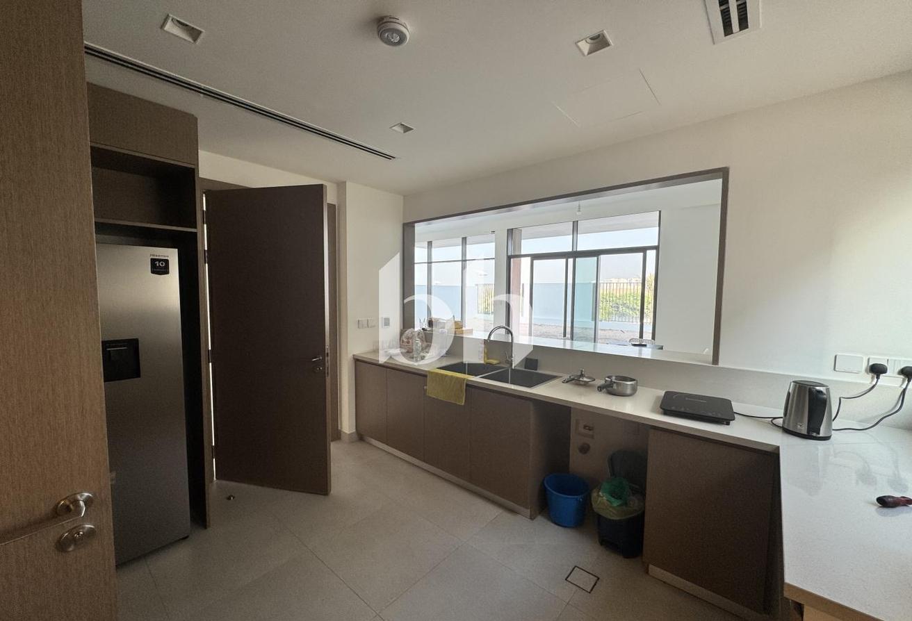 Type E | Corner Unit | Dubai Skyline View | Vacant photo 7