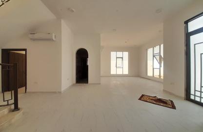 Villa - 5 - 6 for rent in Madinat Al Riyad - Abu Dhabi