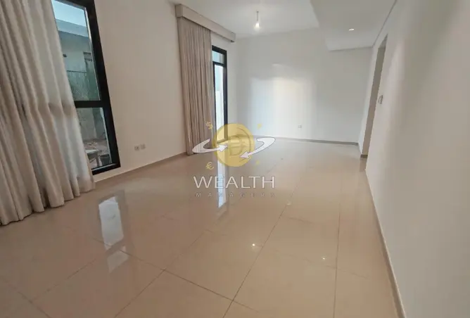 160530317 - Property Image 3