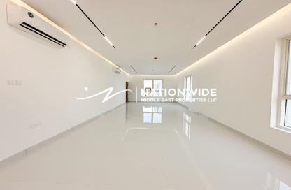 Villa - 5 - 6 for sale in Alreeman - Al Shamkha - Abu Dhabi Villa - 5 - 6 for sale in Alreeman - Al Shamkha - Abu Dhabi