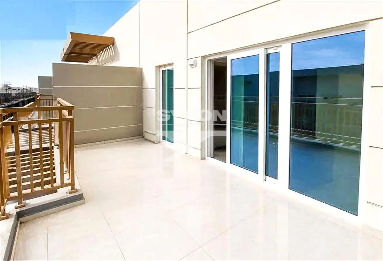 135608152 - Property Main Image