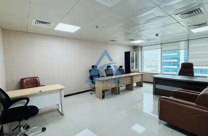 مكتب - غرفة نوم - 2 حمامات للايجار في بناية الخيمة - بورسعيد - ديرة - دبي