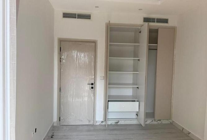 64043701 - Property Image 3