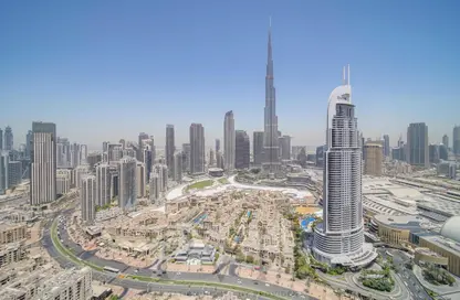 شقة - 2 غرف نوم - 2 حمامات للايجار في برج رويال - وسط مدينة دبي - دبي