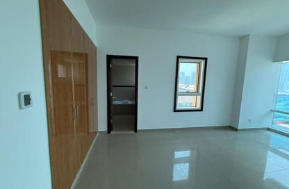 Apartment - 2 Bedrooms - 3 Bathrooms for rent in Al Khan Corniche - Al Khan - Sharjah