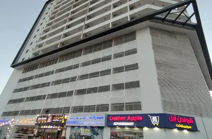 Apartment - Studio - 1 Bathroom for rent in Smart Tower 1 - Al Amerah - Ajman