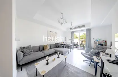 فيلا - 2 غرف نوم - 2 حمامات للايجار في الينابيع 11 - الينابيع - دبي فيلا - 2 غرف نوم - 2 حمامات للايجار في الينابيع 11 - الينابيع - دبي