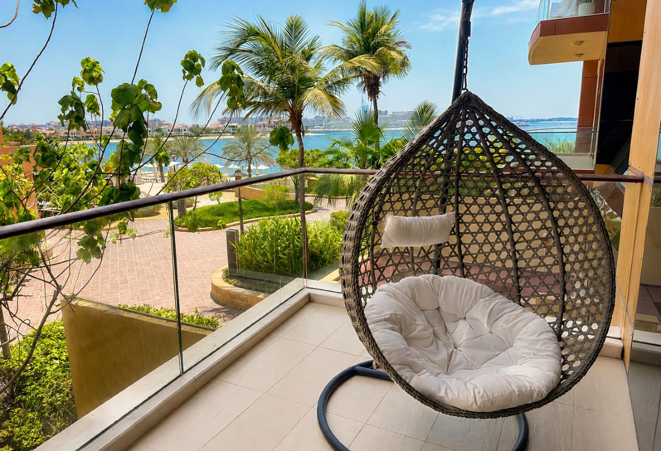 Beach Access | Next To Mall | Weekly Monthly rent